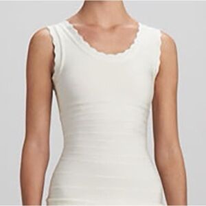 Herve Leger alabaster scalloped sleeveless bandage dress size L